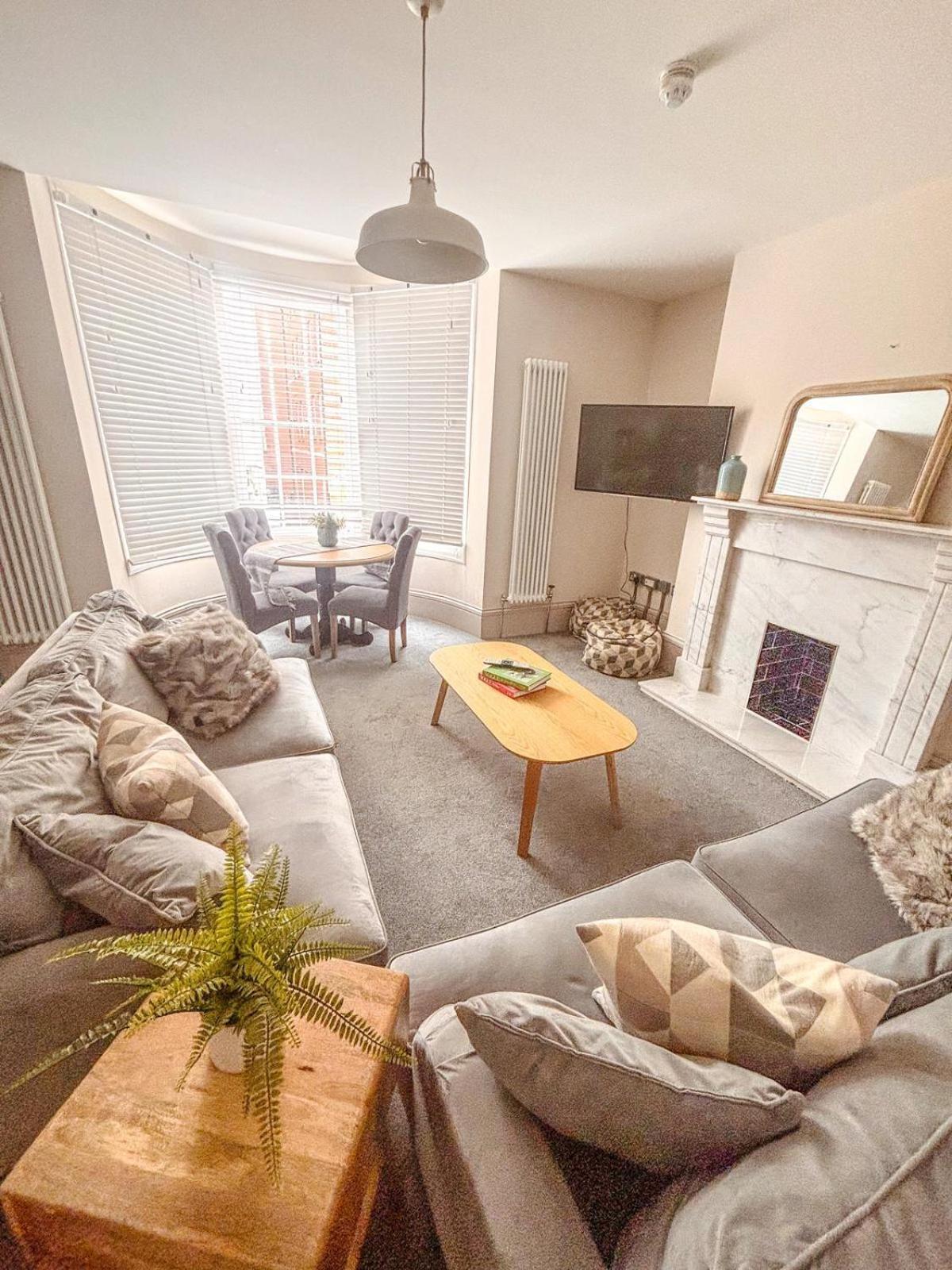 Oxford Street Grand Apartment- Free Evening Parking Southampton Ngoại thất bức ảnh